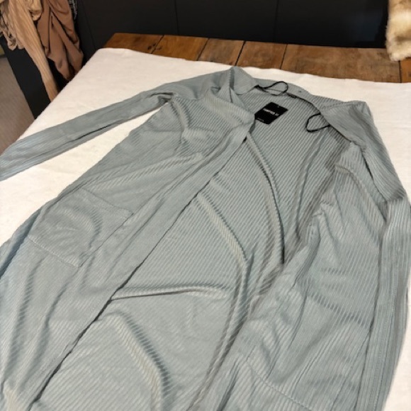 Forever 21 Long Sleeve Cardigan Size M - Picture 6 of 6